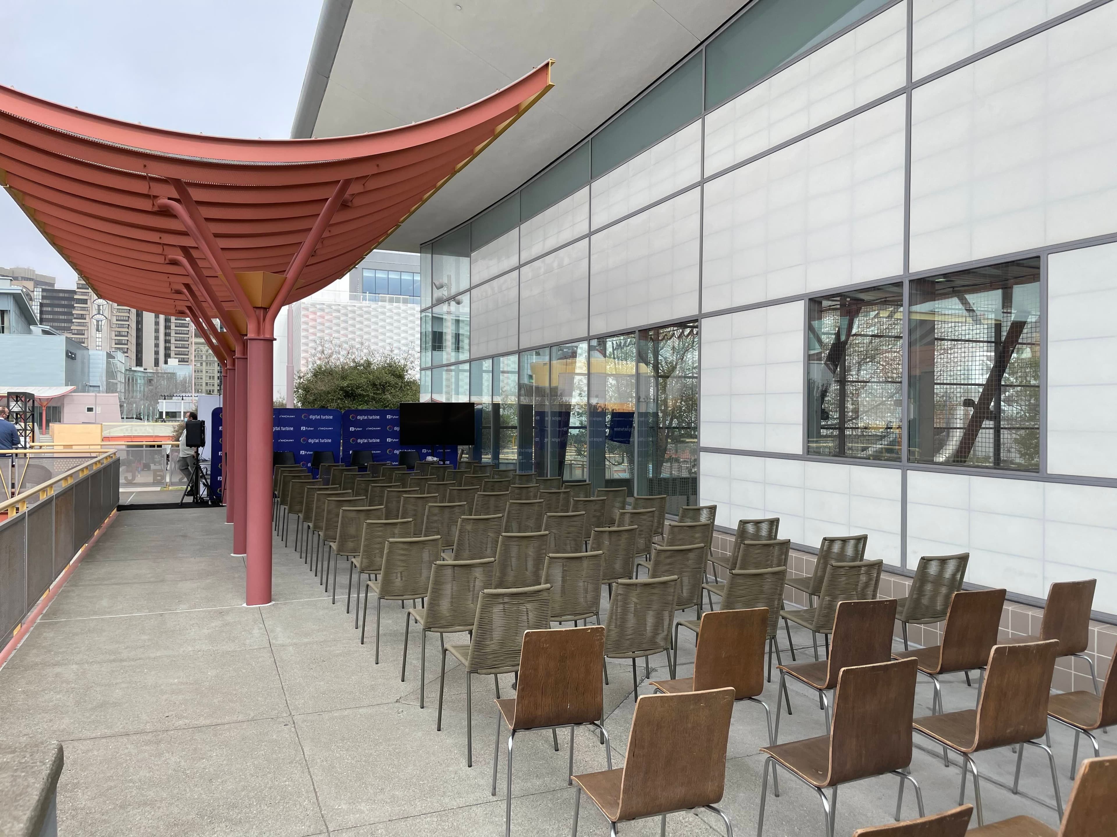 The Veranda gallery image: The Veranda Photos Gallery 9