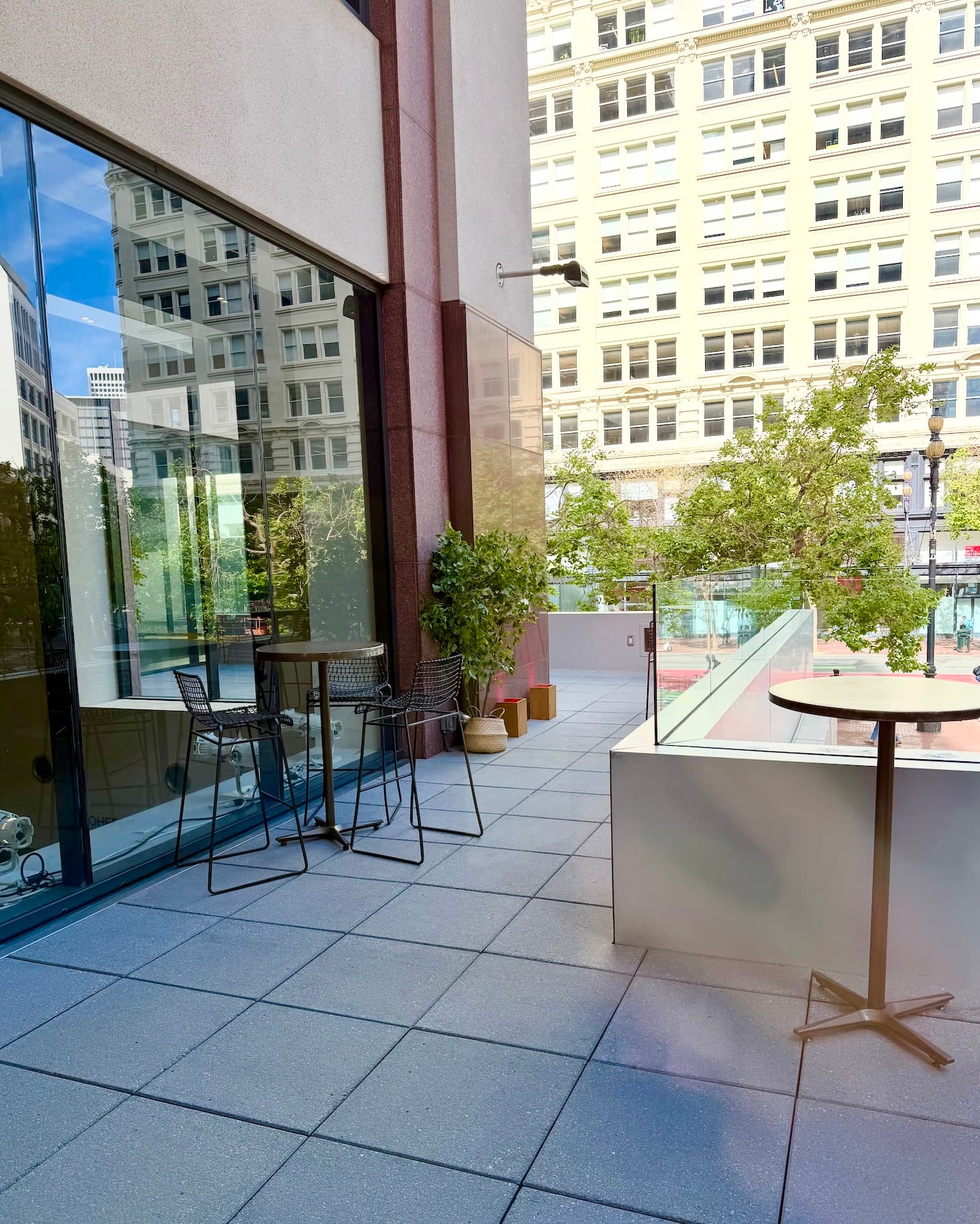 1 Yerba Buena gallery image: One Yerba Buena 9